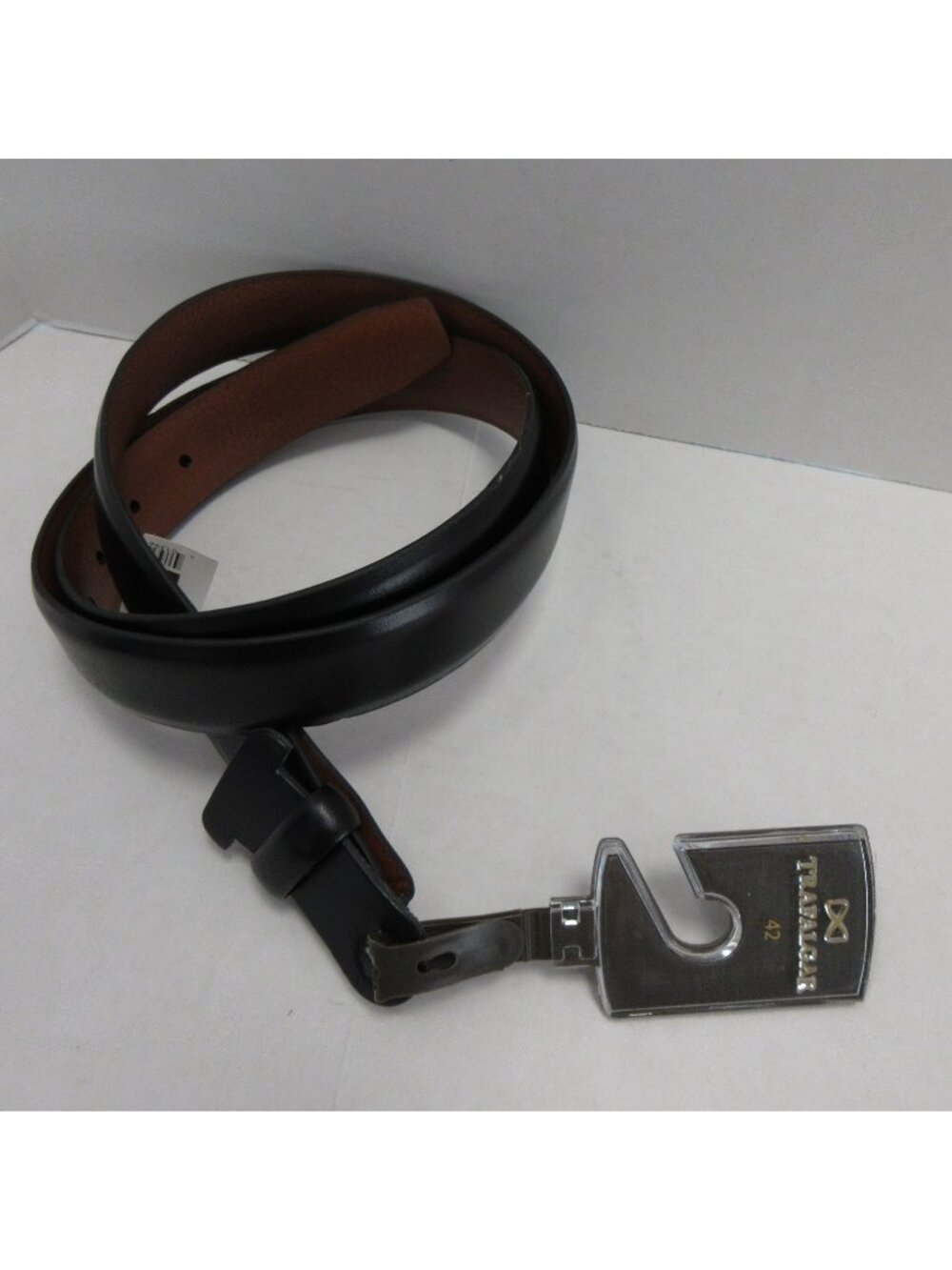 Trafalgar Belt 42 Full Grain Leather Dress Minimalist Classic NEW
